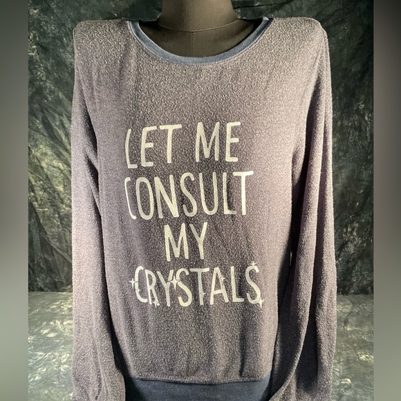 Wildfox let me consult my crystals cozy top. - Picture 1 of 3